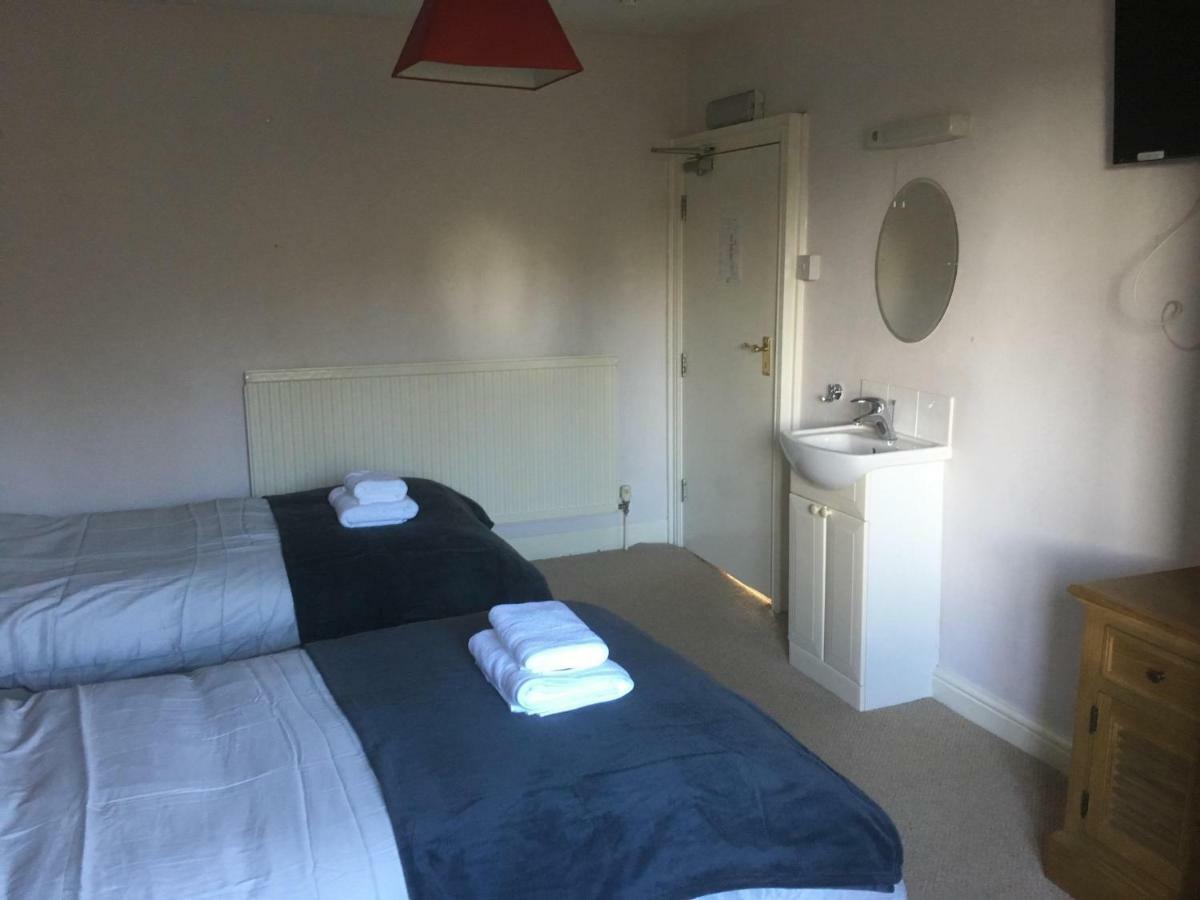 Bartholomew Arms Bed & Breakfast Maidford Ngoại thất bức ảnh