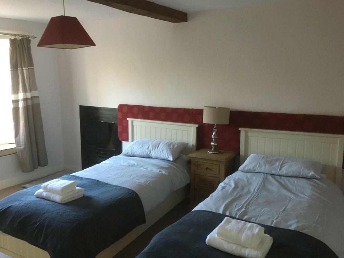 Bartholomew Arms Bed & Breakfast Maidford Ngoại thất bức ảnh